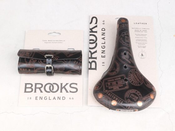 限定　BROOKS　LAB LIMITED